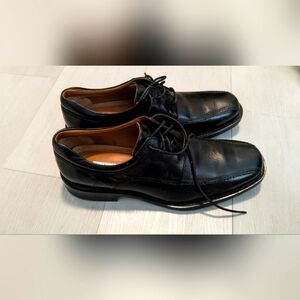 Johnston and Murphy shoes